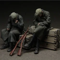 1/35 Resin Soldier Unpainted model Kit, resting Red Army Artillery unassembled and unpainted GK,