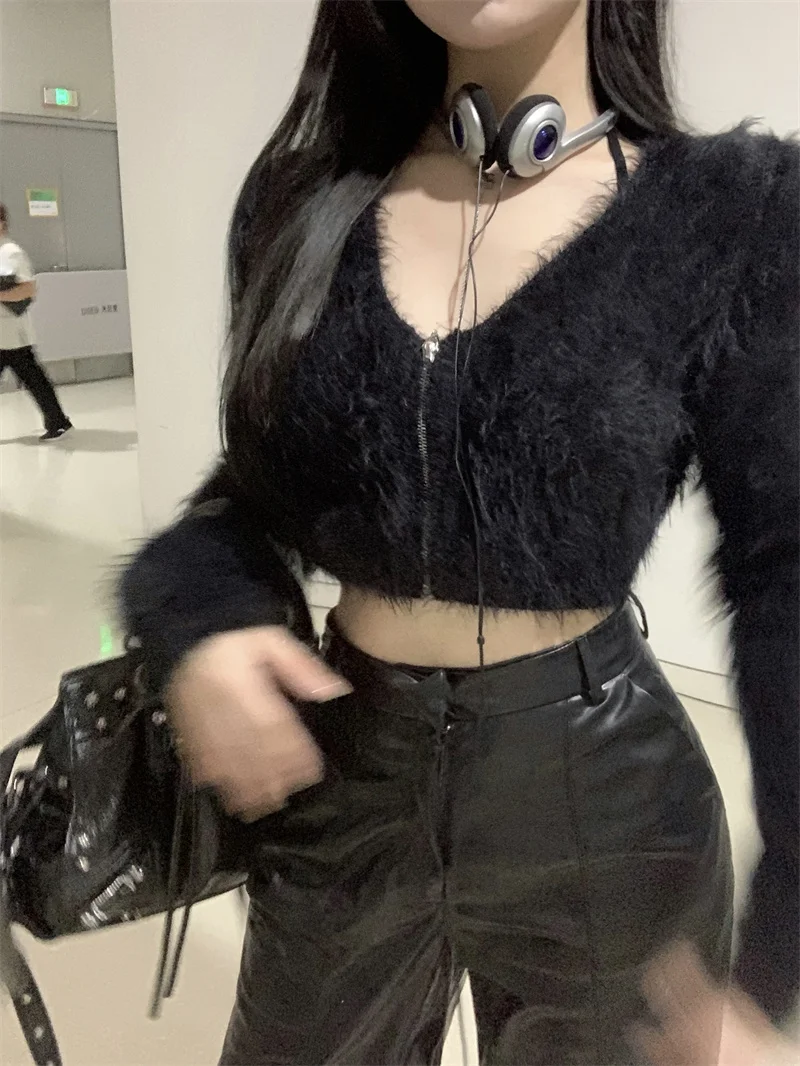 ผู้หญิงเซ็กซี่สั้นเสื้อสเวตเตอร์ถักฤดูใบไม้ร่วงปลอม Mink ถักซิปเสื้อกันหนาว