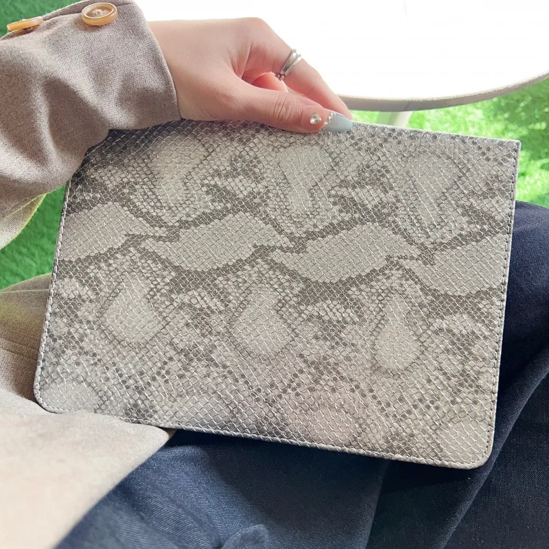 Snake skin patternipadXiaoyu Simple Tablet CaseiPad Pro/Air3(10.5Inch)New Anti-FalliPad Air5(10.9Inch)Protective SleeveiPad No.1