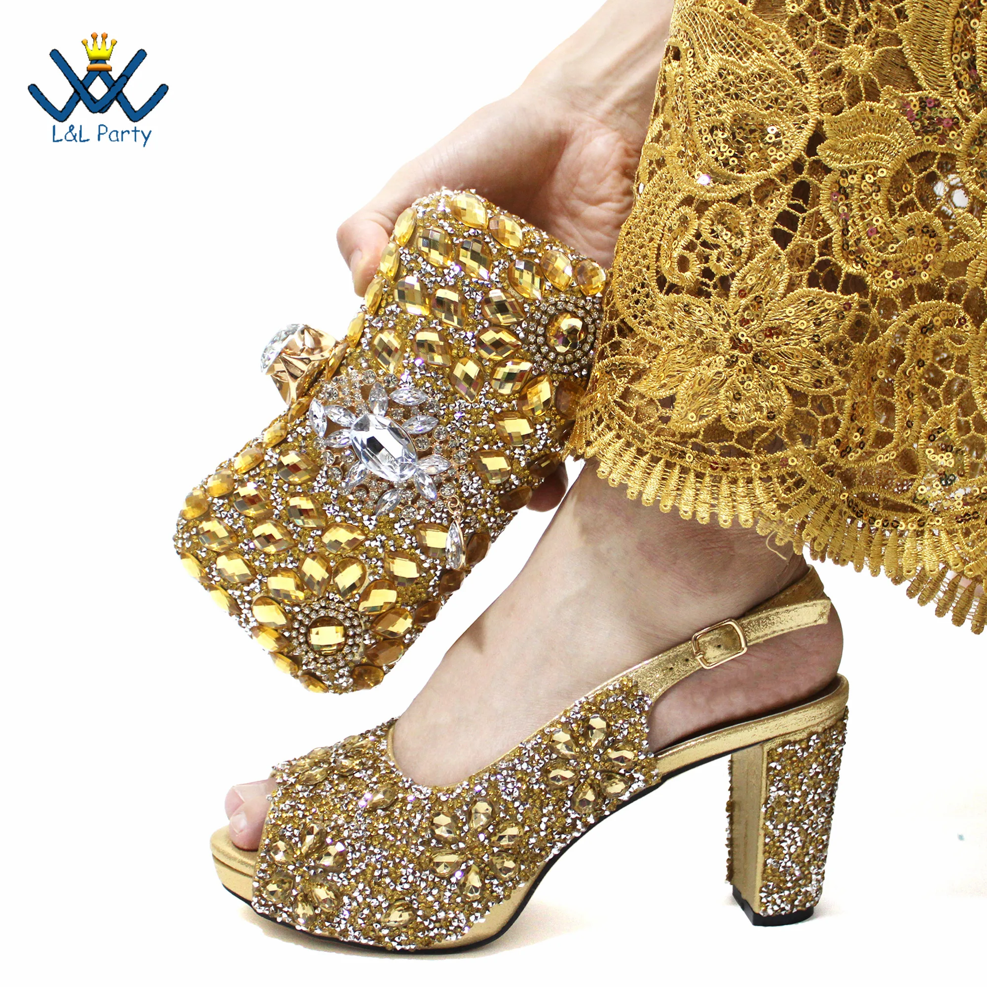 

Nigerian Women Shoes and Bag Set in Gold Color 2024 INS Hot Sweet Style Special Design with Shinning Crystal for Wedding Party