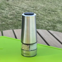 2 in 1 Electric Pepper and Salt Grinder Dual Double Grinder Mill Ceramic Core Battery High quality Stainless Steel Sauce Grinder