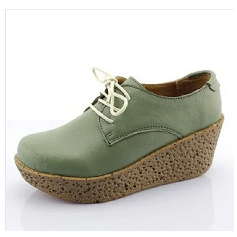 أحذية نسائية مسطحة مشهورة لعام 2025 بأربطة أحذية كاجوال مسطحة صلبة لأحذية السيدات