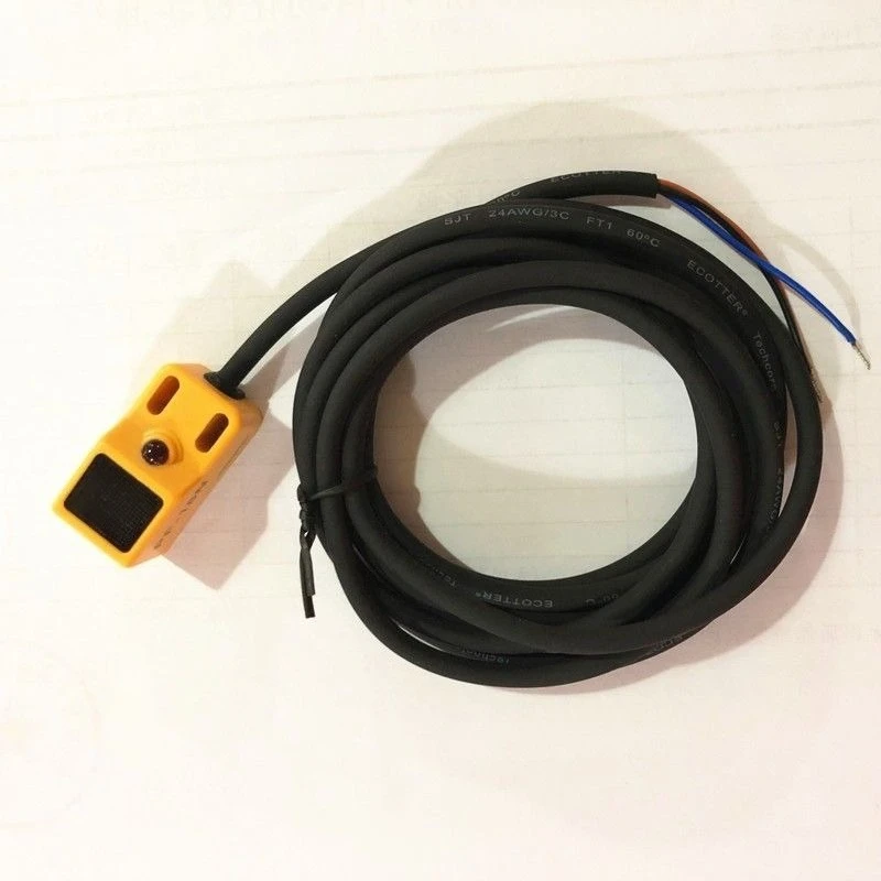 New Square Proximity Switch PF-18N Three Wire NPN Normally Open 24V Quality Assurance