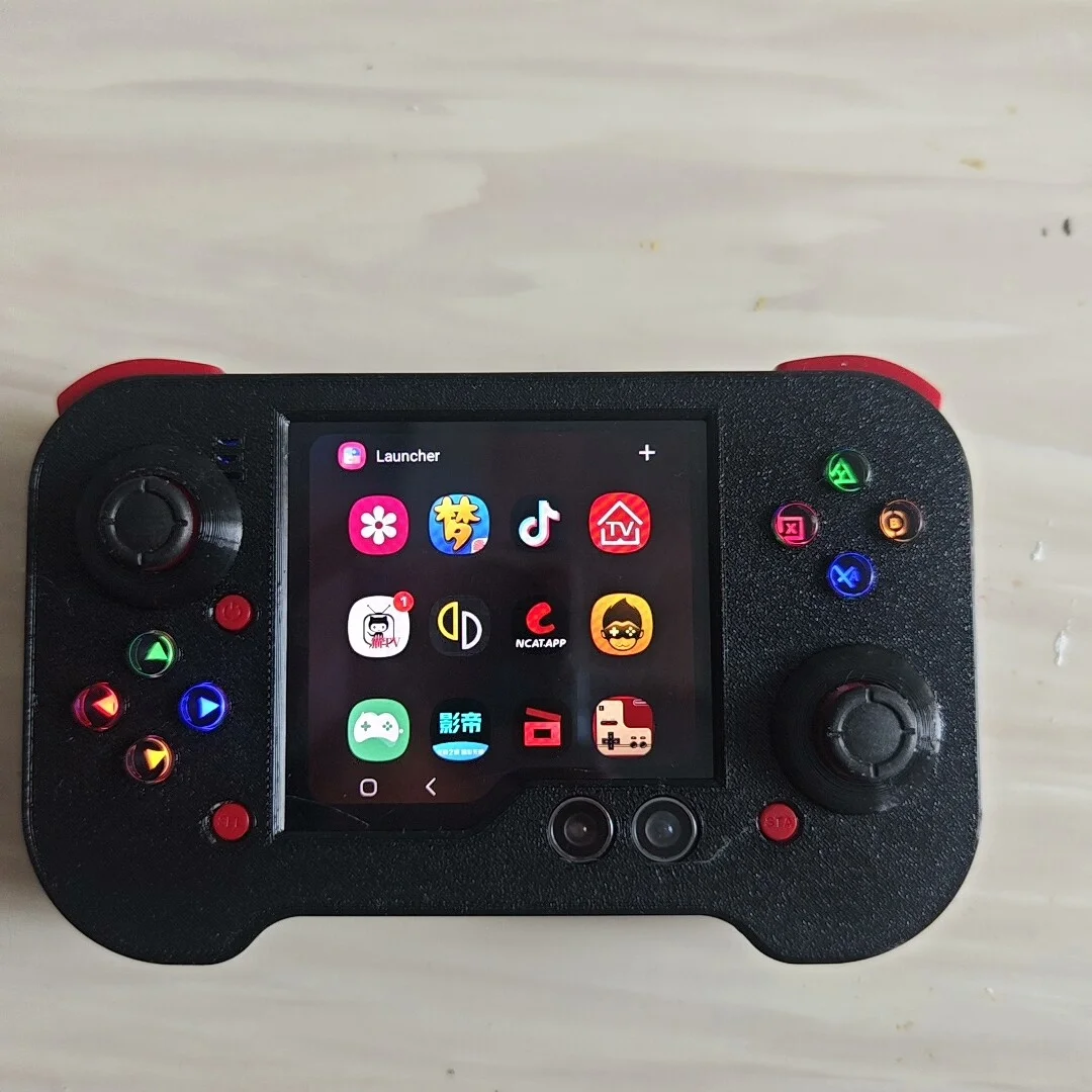 

Портативная игровая консоль 8Gen2 | Выход HDMI | Поддержка эмуляторов NS | 8 ГБ+256 ГБ | Компактный дизайн с турбовентилятором охлаждения