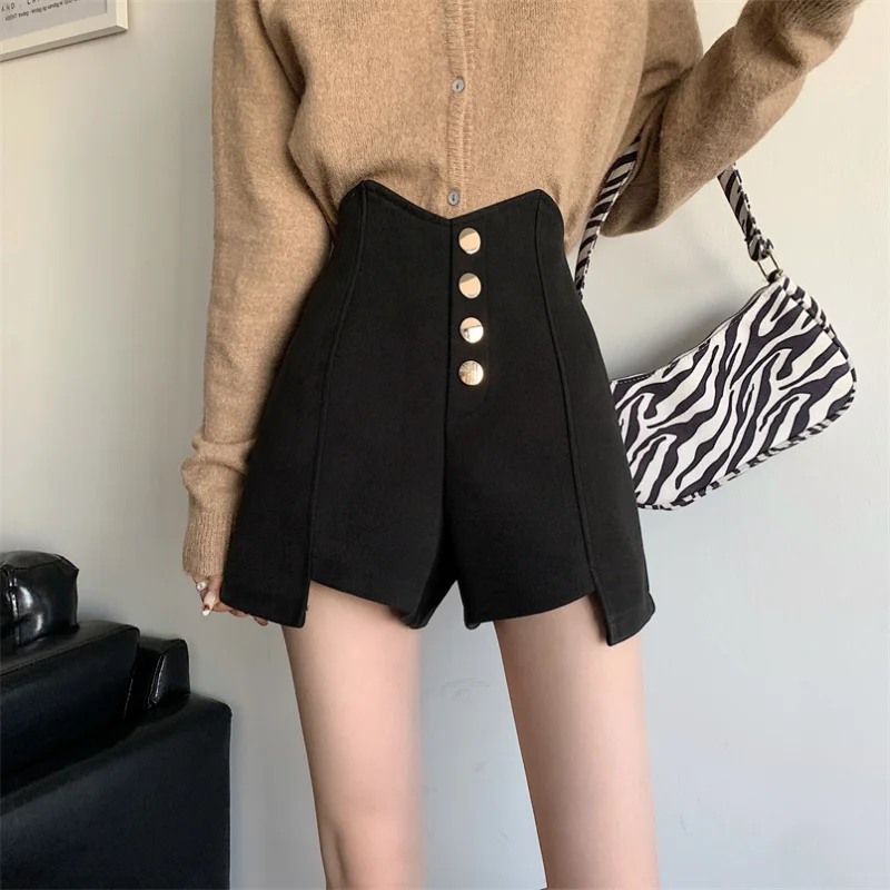 

2025 Spring and Summer Black Shorts Women's Outer Wear New Design Sense Button Boot Pants High Waist Slimming A- line Wide Leg P