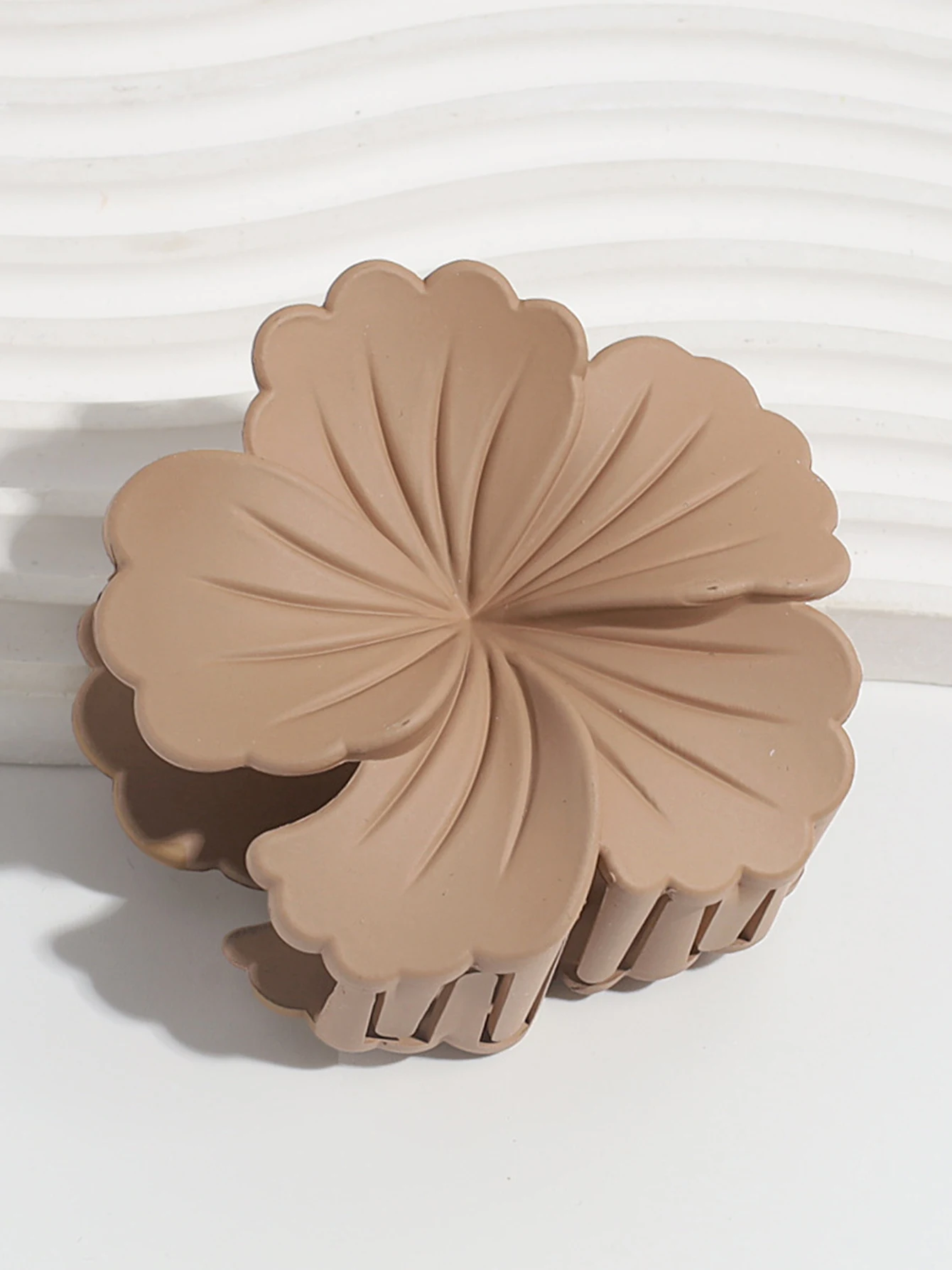 4 Uds. Clip de garra de Color puro con flor de Color café para mujer, nuevos accesorios simples para el cabello para Updo y peluquería diarios