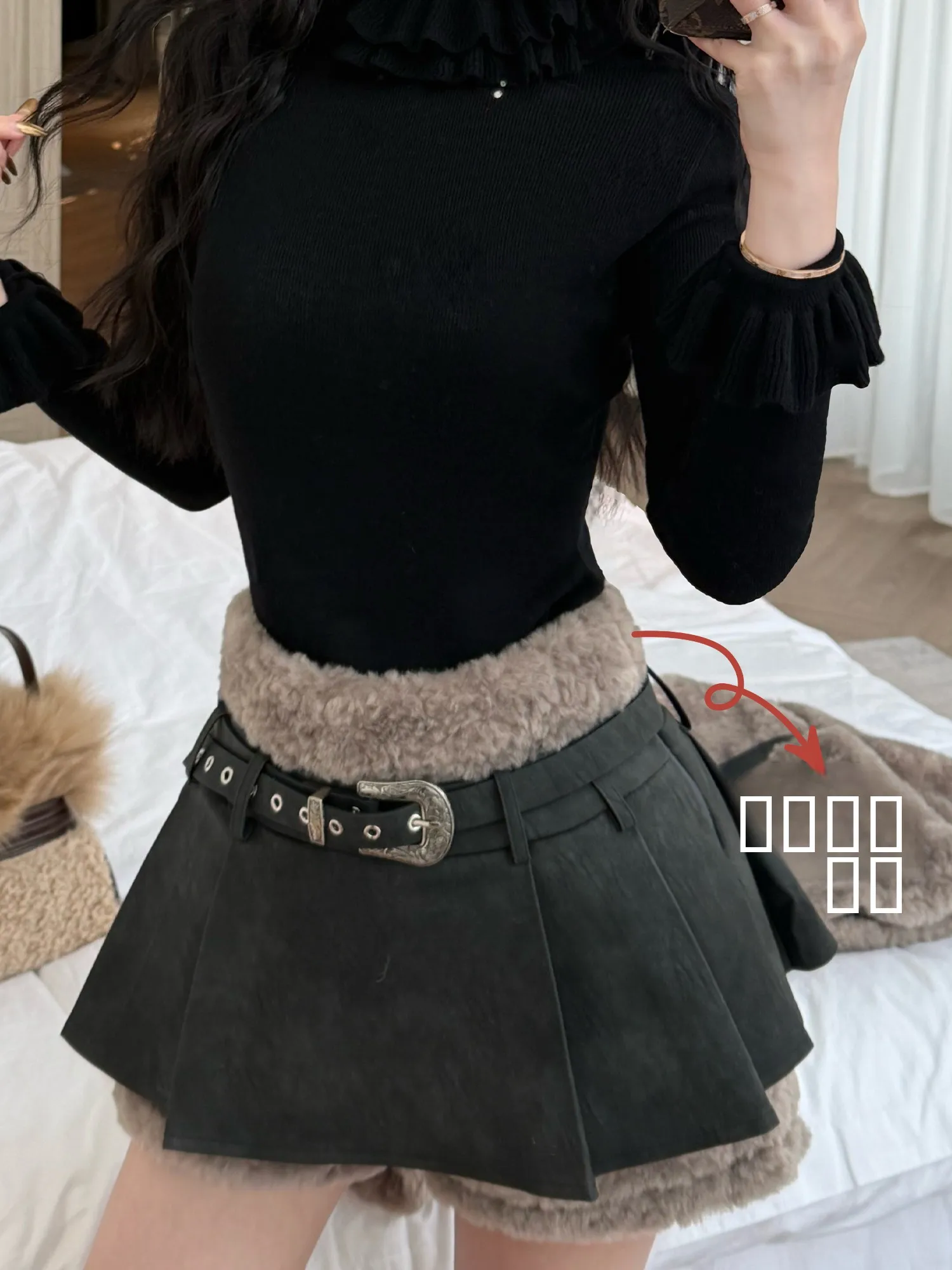 

Юбка LADIES FIRST Spicy Girl из замши с подкладкой, металлическим поясом, высокой талией, А-силуэт, повседневная, из полиэфирного волокна