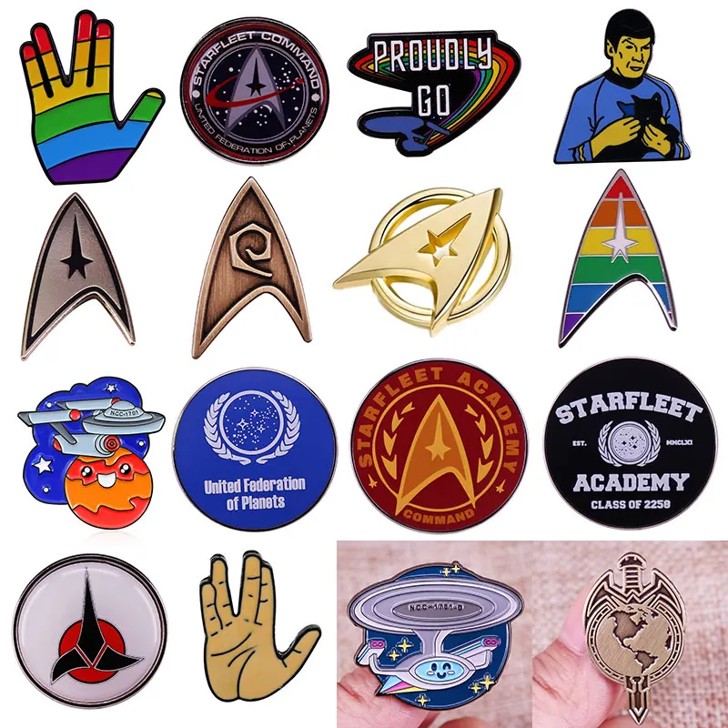 Cute Spaceship Brooch Cosplay jewelry Enamel Pin Lapel Pins Rainbow Badge Hats Clothes Backpack Decoration Jewelry Accessories