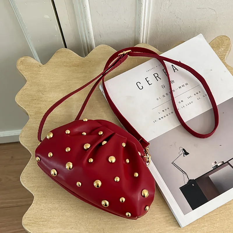 Vintage Rivet Design Shell Shoulder Bags for Women Solid Color Ladies Pu Crossbody Bag Lightweight Female Evening Clutch Handbag