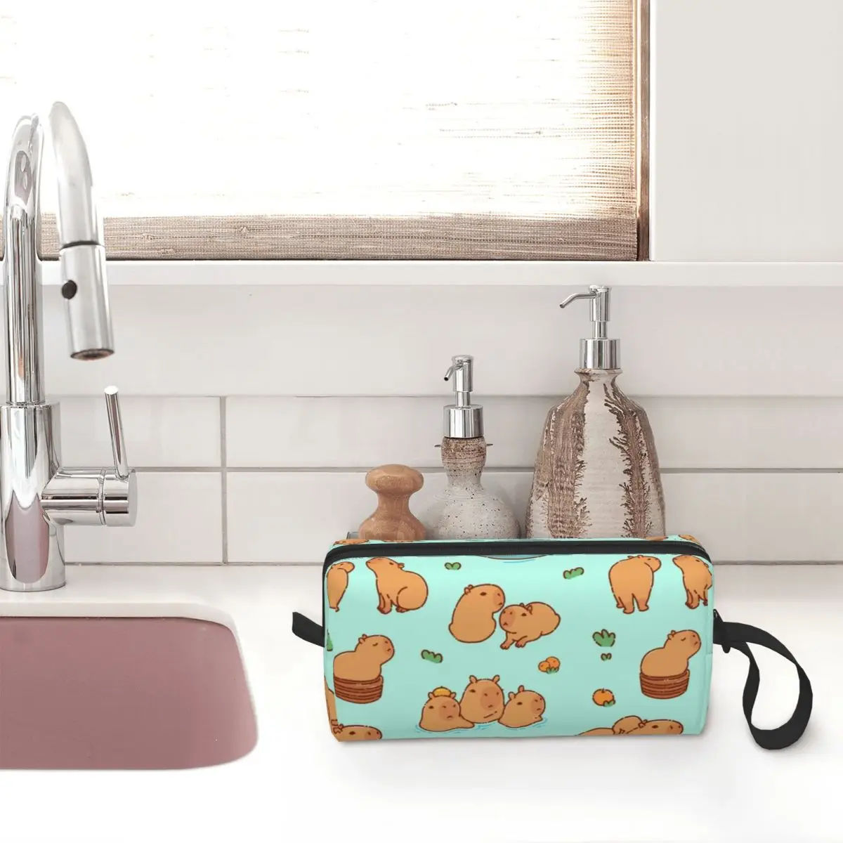 Capybara Cartoon Large Makeup Bag Waterproof Pouch Travel Cosmetic Bags Cute Animal Storage Bag for Women