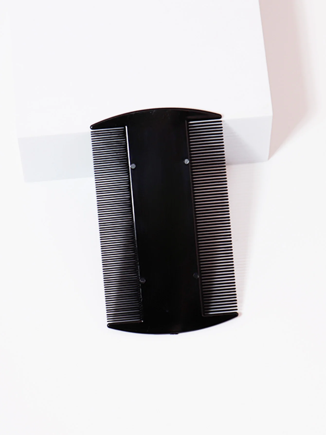 

Double sided dense tooth comb, dandruff comb, fine tooth comb, can also be used as a cat and dog lice dandruff fine tooth comb