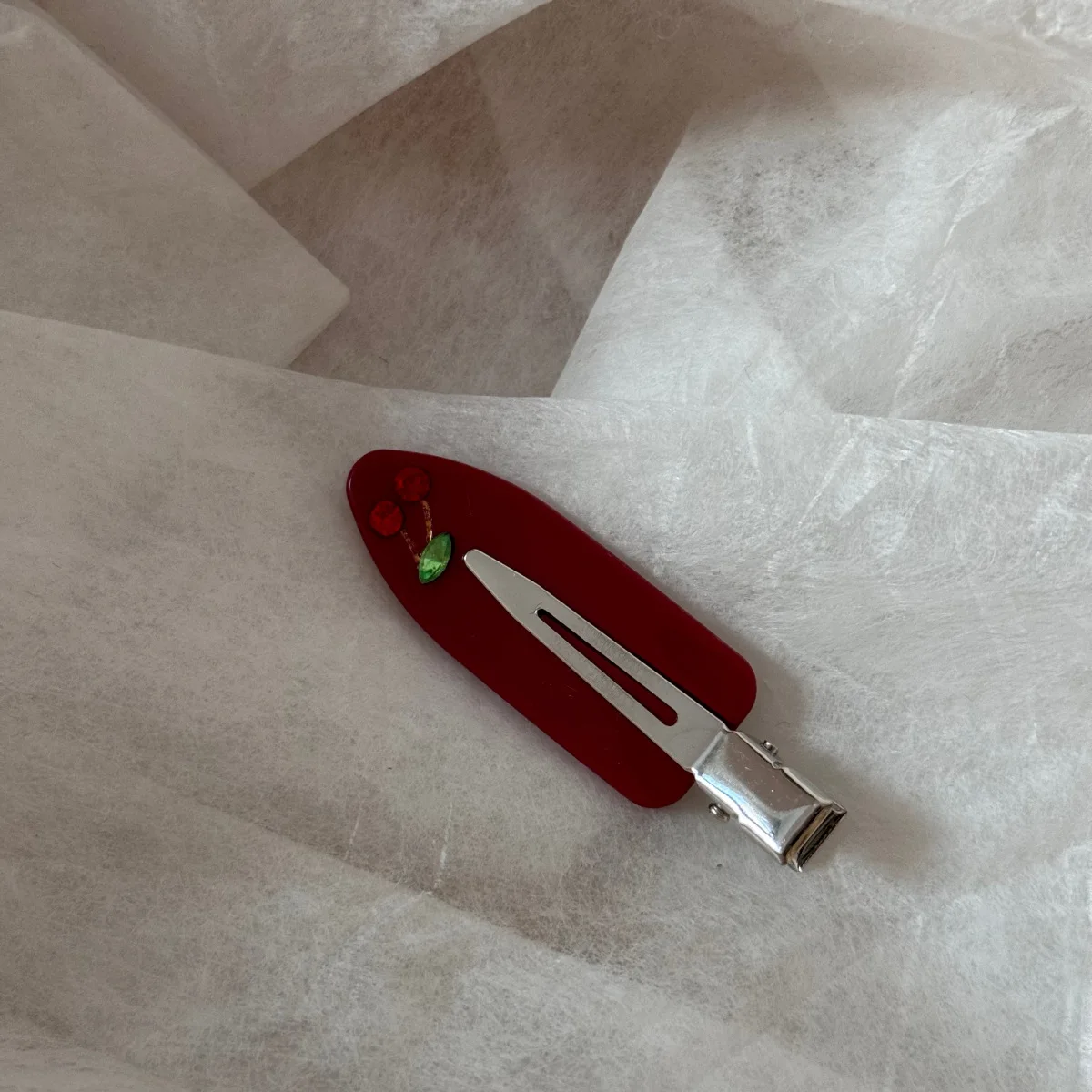 Red acetate cherry rhinestone markless clip niche versatile girl side hairpin French retro duckbill chuck headdress