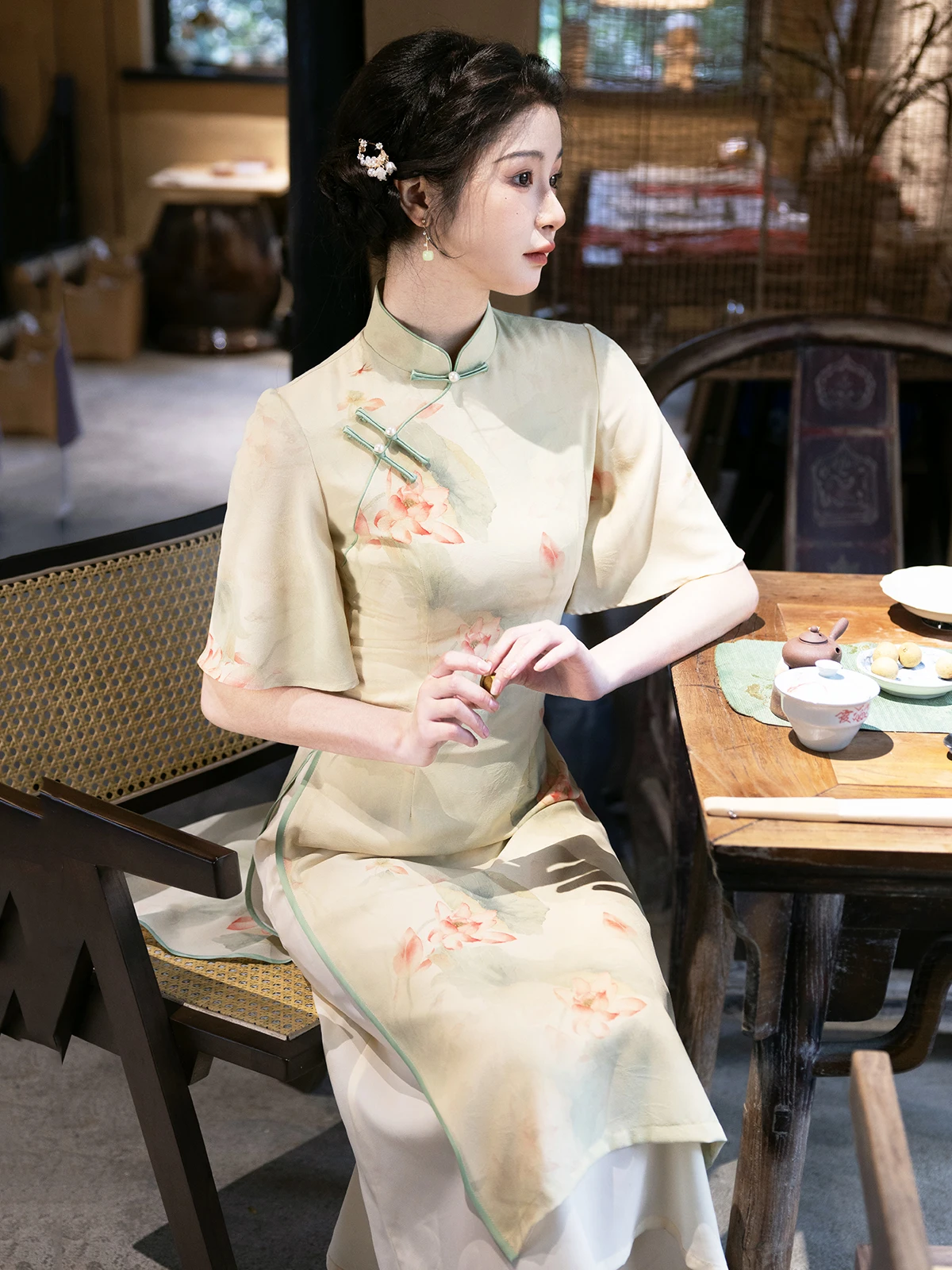 

Новое китайское женское повседневное длинное платье Young Ele Dr с цветочным узором, дышащее, с низким разрезом, коротким рукавом