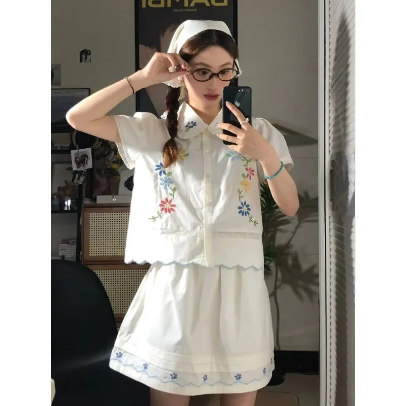 French Style Retro Cute Girl Sweet Floral Three-dimensional Lace Embroidered Doll Shirt A-shaped Half Length Skirt Two-piece Set