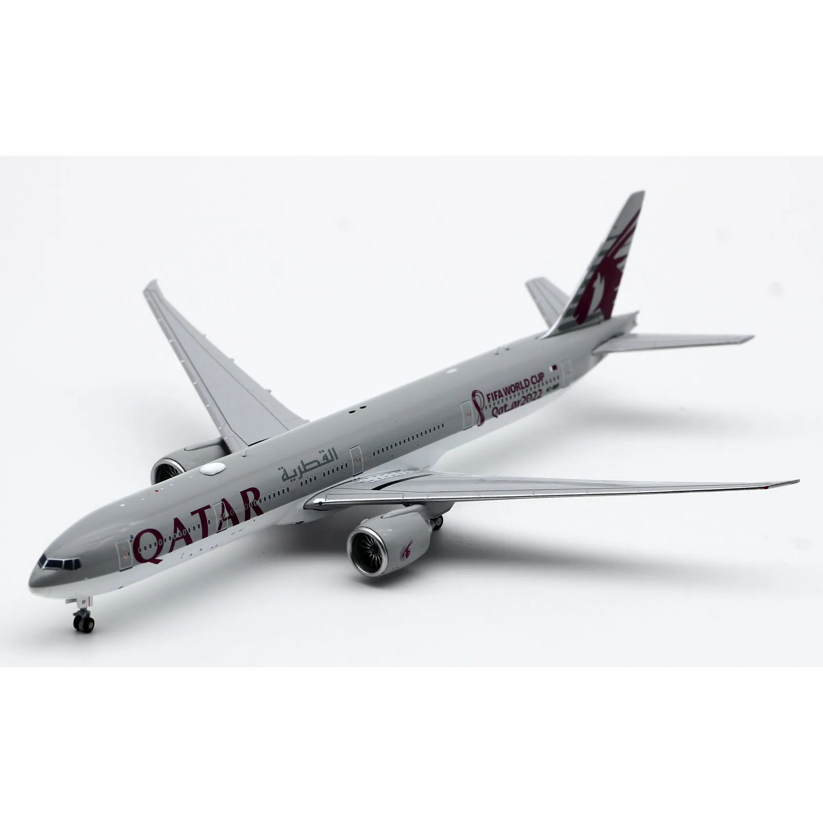 XX40135 Alloy Collectible Plane Gift JC Wings 1:400 Qatar Airways Boeing B777-300ER Diecast Aircraft Jet Model A7-BEF With Stand