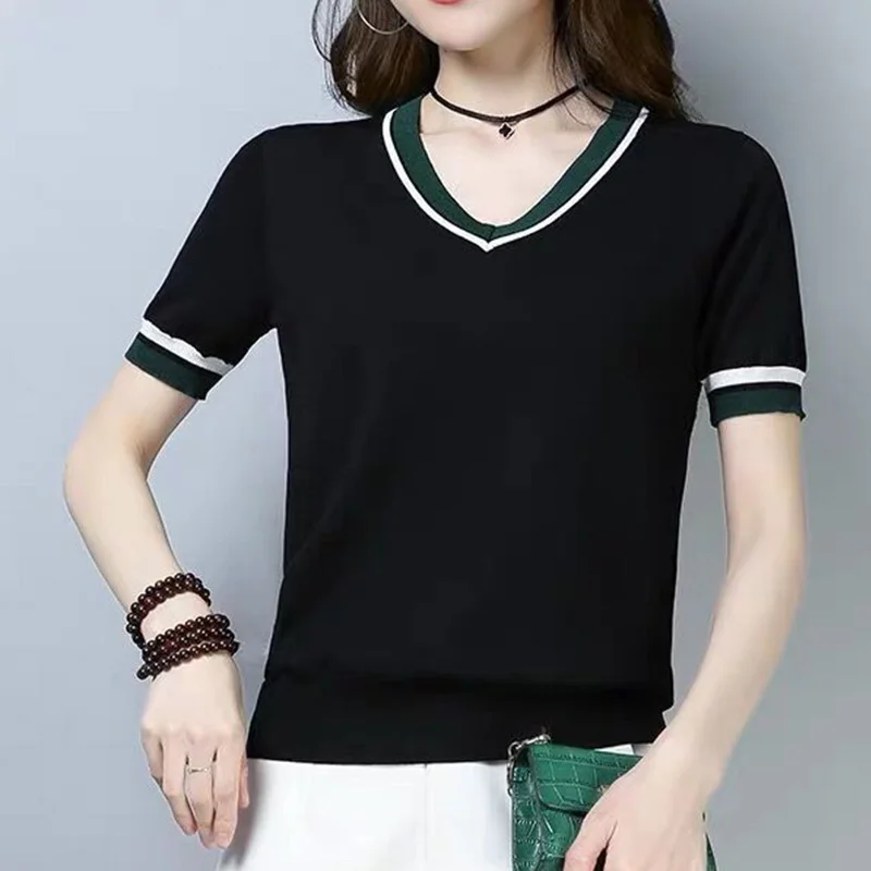 2024 New Summer Office Lady Simplicity Loose Casual Retro T-shirts for Women Korean Style Cotton Linen V Neck Short Sleeve Tops