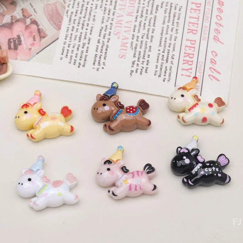 10Pcs DIY Cartoon Resin Flatback Cabochons, Adorable Running Pony Accessories for Keychains & Phone Cases