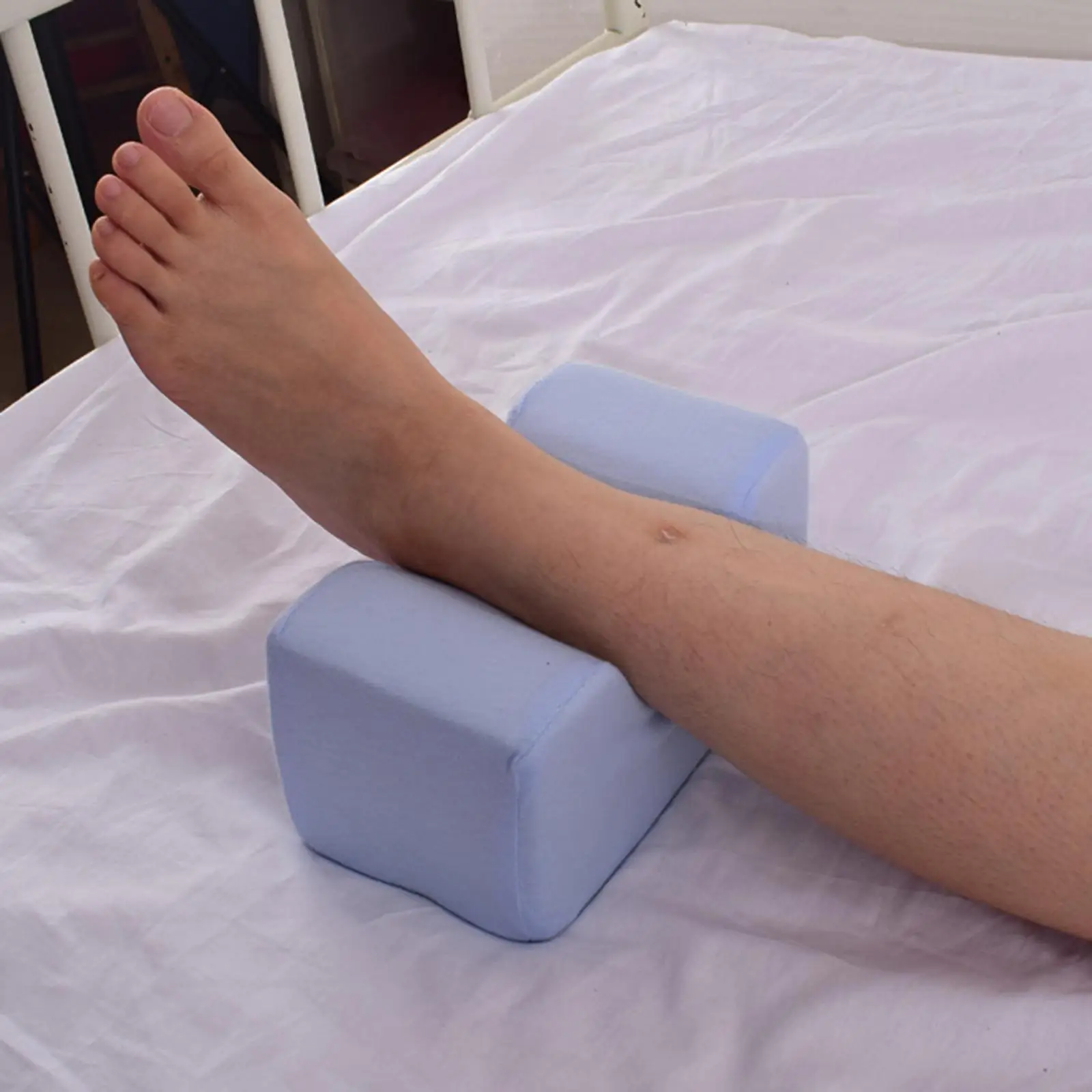 Leg Rest Elevated Pillow for Sleeping Foot Cushion with Zipper Cover for Pressure Sore Prevention Ankle Support Pad