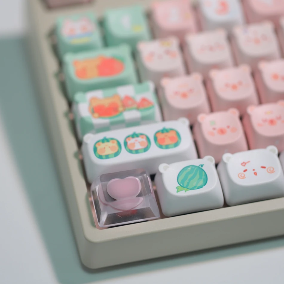 

1.25U Transparent Heart-shaped Keycap for Cross-axis Mechanical Gaming Keyboard GK64 Custom Cute Backlit Ctrl Keycap Gift for PC