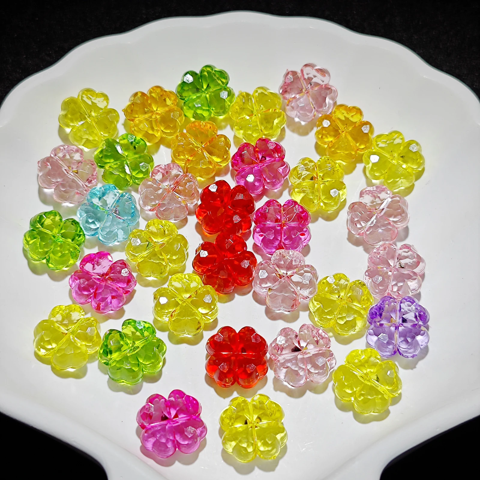 20pcs Acrylic Transparent Crystal Straight Hole Cut Four-Leaf Clover Beads 11mm for Phone Chain Necklace Bracelet