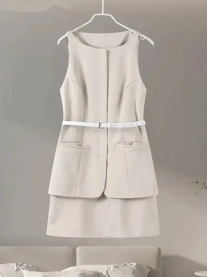 Damska sukienka mini na lato z paskiem, dopasowana, bez rękawów, z dekoltem typu O, spódnica przed kolano, zestaw w stylu vintage, imitacja dwóch części, model 10IX
