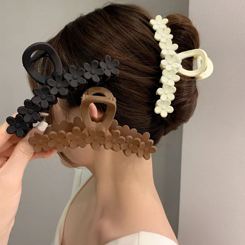 Pinza para el pelo con forma de flor para mujer, pasador grande de cangrejo, moda de Corea, horquillas acrílicas, coleta de tiburón, accesorios para el cabello para niña