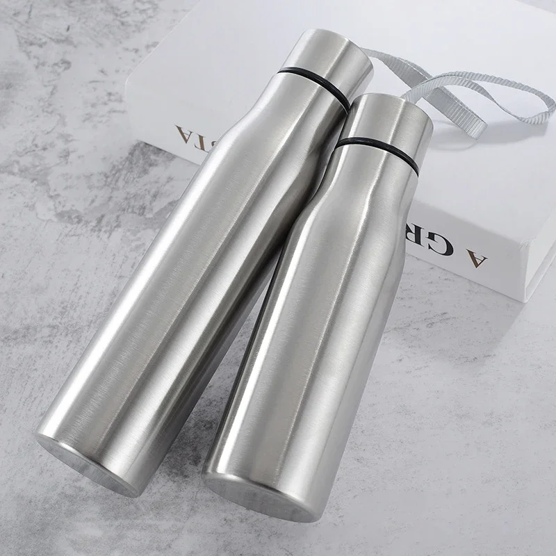 500ml/750ml large capacity stainless steel water cup outdoor travel water bottle metal thermos cup with carrying rope