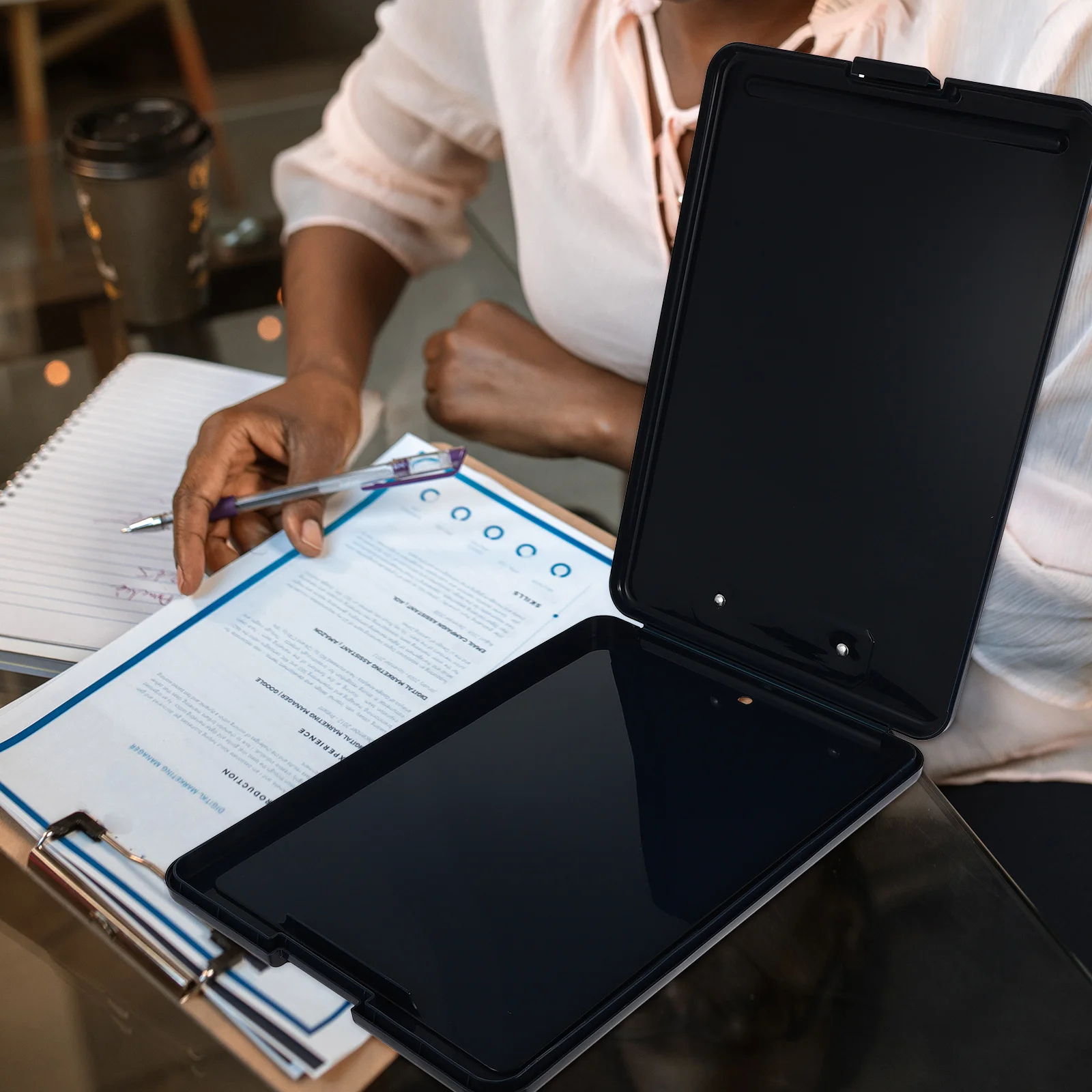 Clipboard Perawat Gantung Multi-Fungsi, Clipboard Penyimpanan Plastik untuk Dokumen, Majalah, Sertifikat
