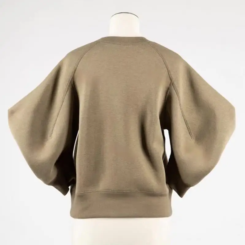 เสื้อสเวตเตอร์ทรงหลวมสไตล์ญี่ปุ่น FOG SACAI รุ่นใหม่ล่าสุดสำหรับฤดูใบไม้ผลิและฤดูร้อน ผ้าสเวตเตอร์เนื้อบับเบิ้ล สีพื้น คอทรงกลม