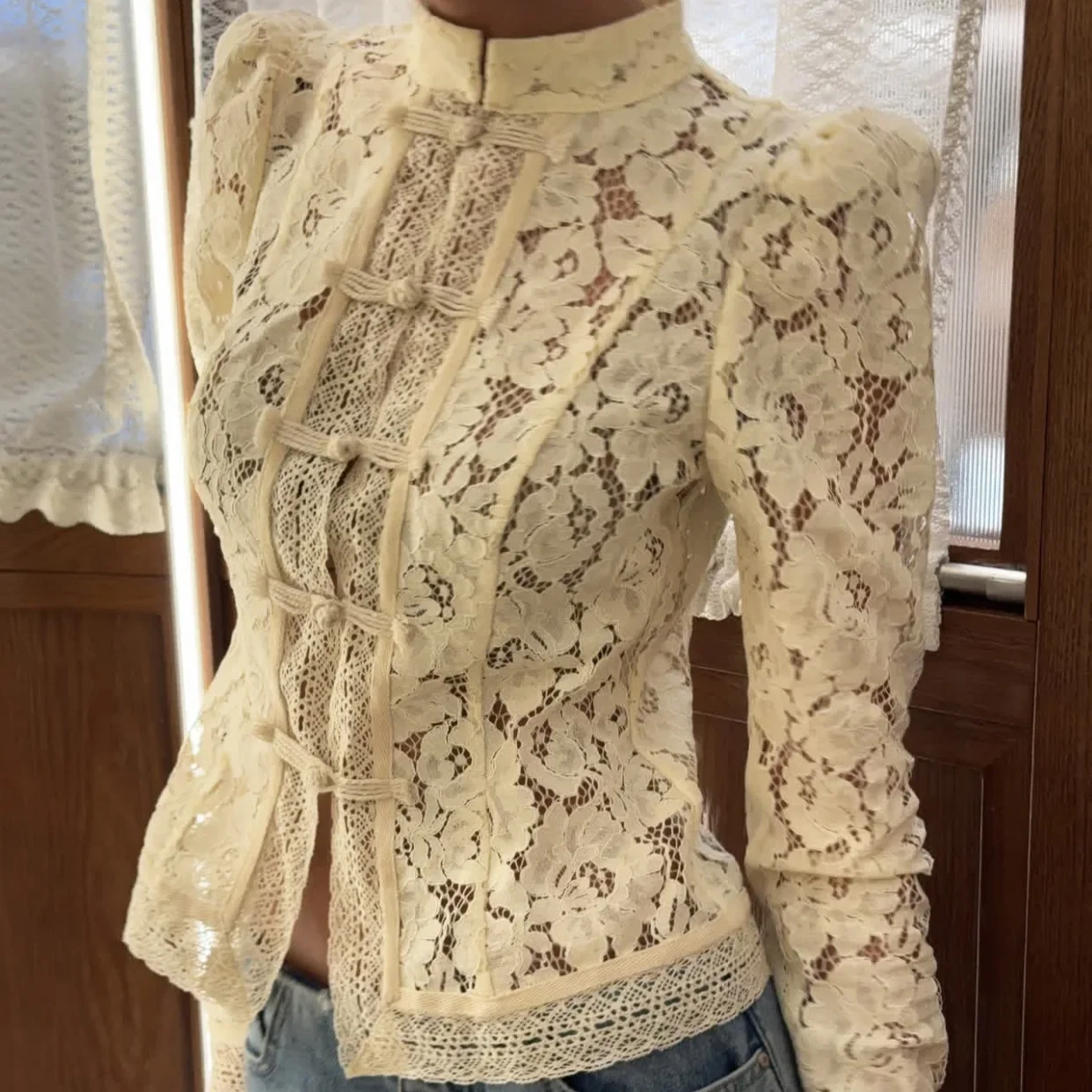 Elegant French Party Date Office Women's Lace Crochet Shirt Stand Collar Long Sleeve Slim Fit Solid Color Business Basic Blouse