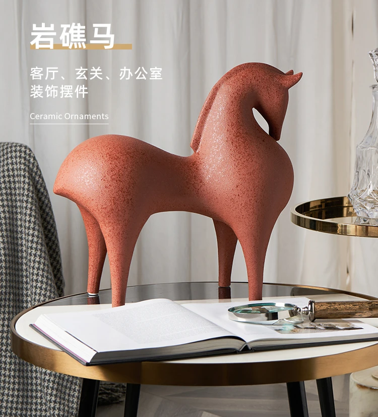

Керамическое украшение для офиса red horse
