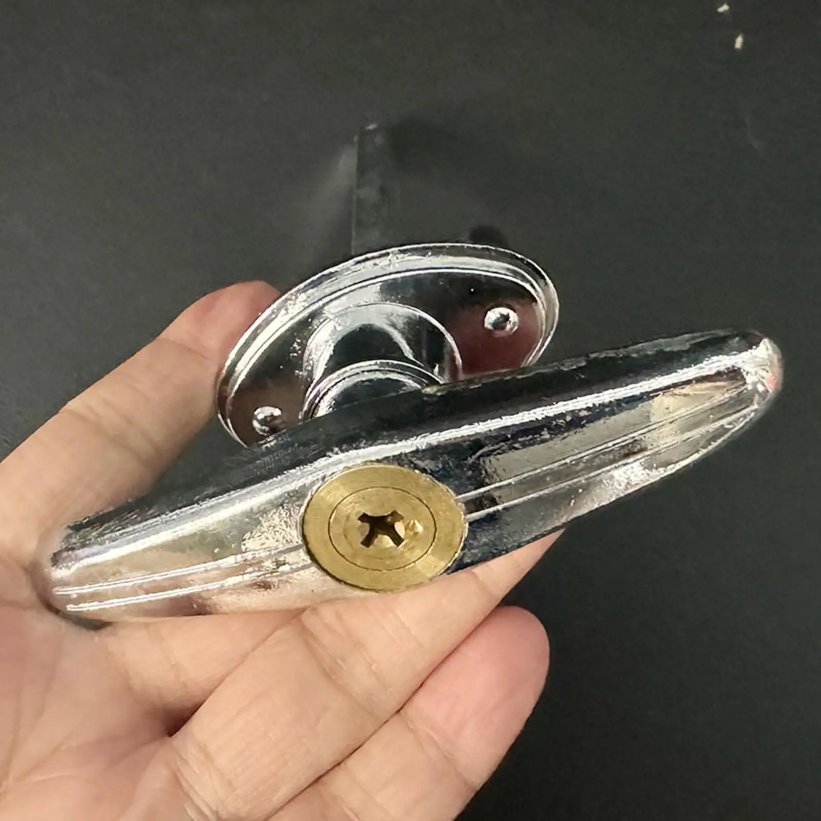 Garage Lock, Garage Door Security, Easy to Install, Replaces High-quality Heavy-duty Repair Parts with Keys