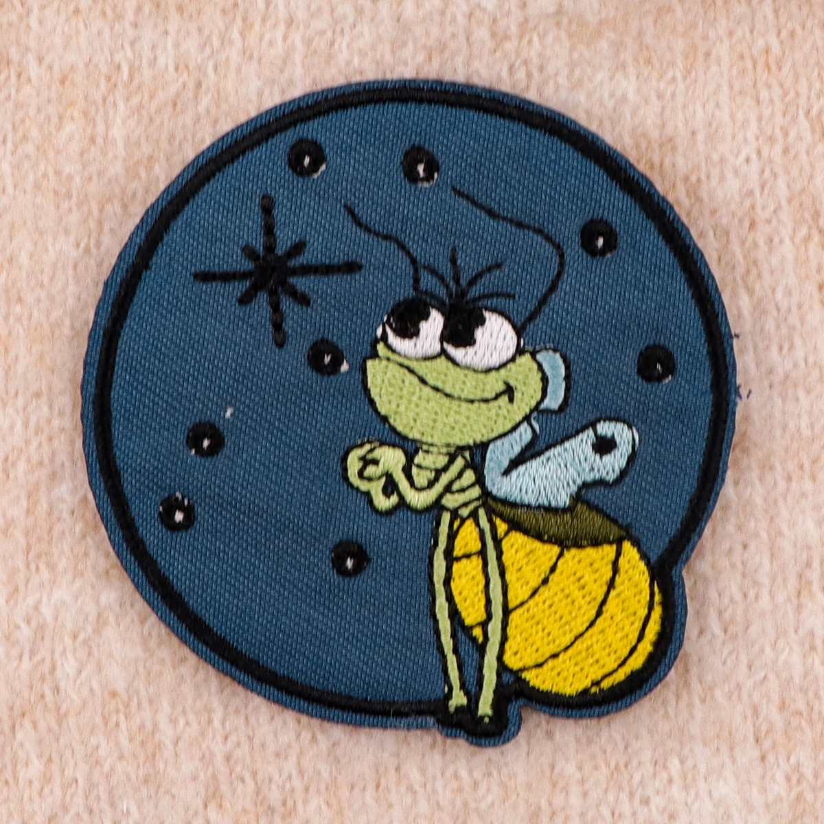 Cute Cartoon Firefly Patch Embroidered Patches On Clothes Iron On Patches For Clothing DIY Patch Jackets Sew Stickers Gifts