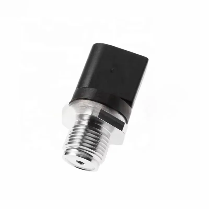 Fuel Rail Pressure Regulator Sensor for Audi A4 A6 A8 Vw PHAETON High Quality
