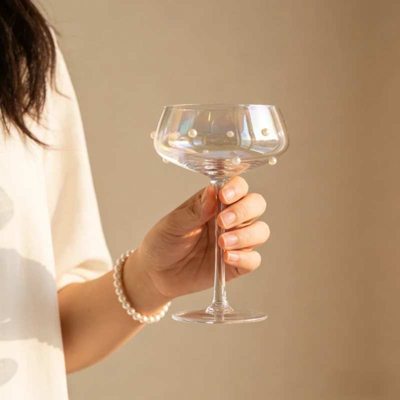 Ins Style Tapered Tower Glass, Multi-colored Bead-pointed Tall Cocktail Special Drink Glass, Tall Appearance Martini Glass