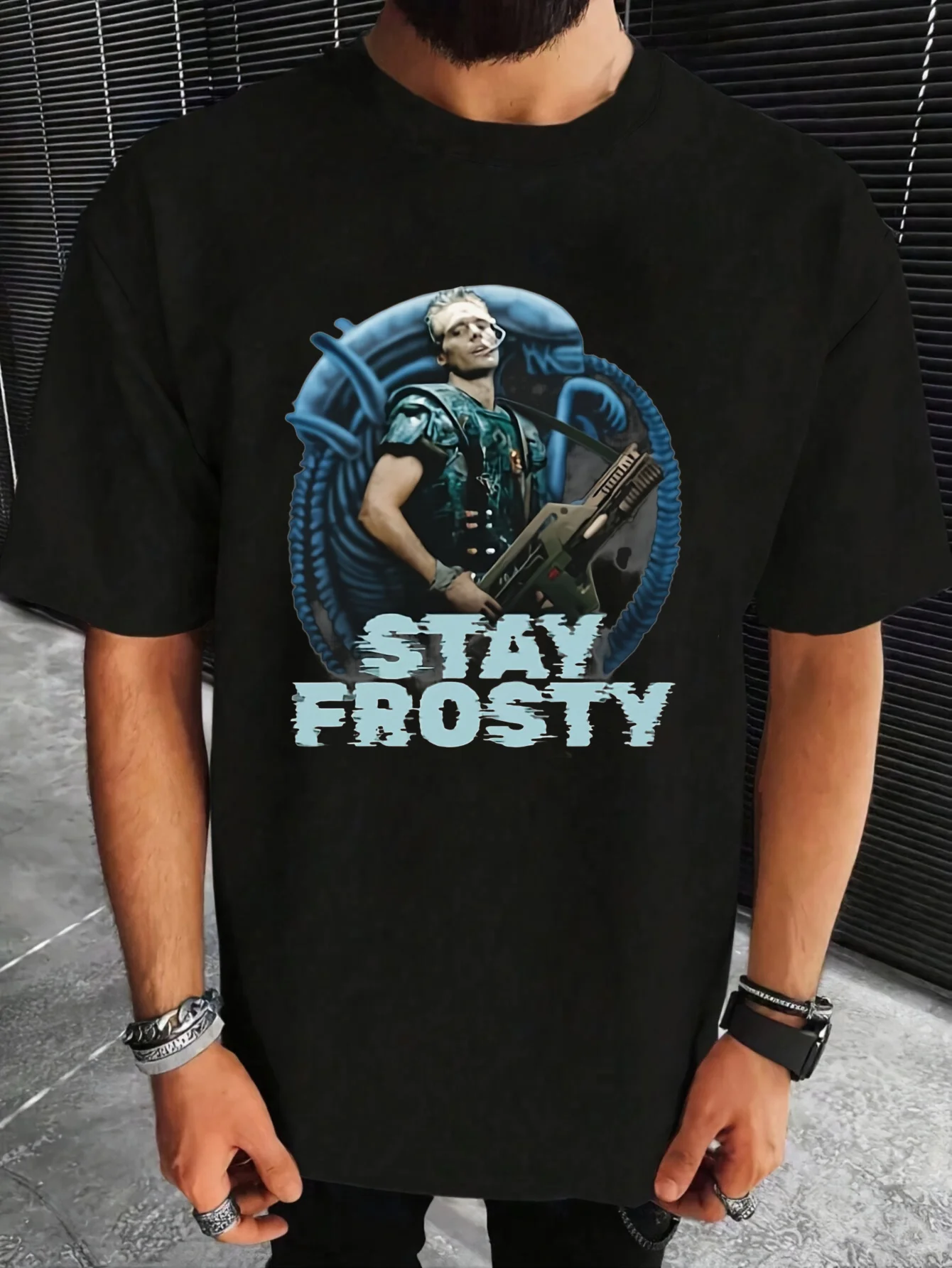 Stay Frosty! Men'S Graphic T-Shirt Alien Design Black Cotton Crew Neck Short Sleeve Tee Casual Comfortable Fit for Casual Attire
