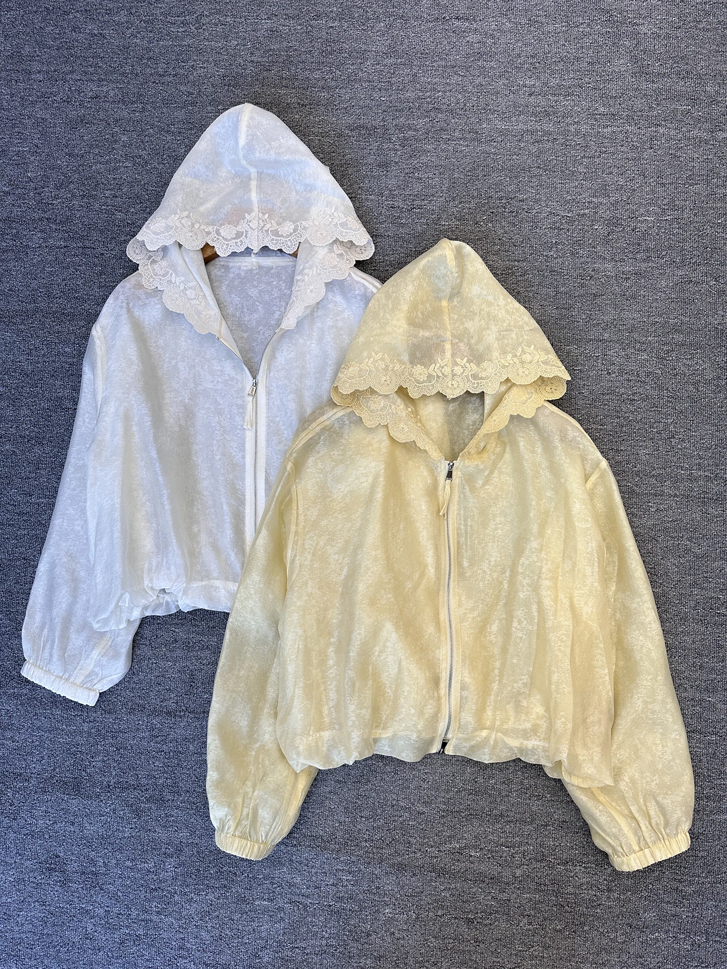 

Elegant Lace Short Hooded Jacket Women's Versatile Slimming Lightweight Summer Outerwear French Style Loose Fit Long Sleeve