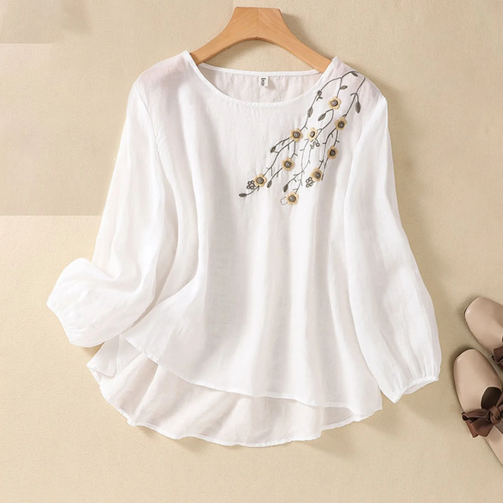 

Women Embroidered O-Neck Full sleeve T-Shirt women Vintage Bohemian Loose Fit Floral Applique Tops Prairie Chic Leisure Blouse