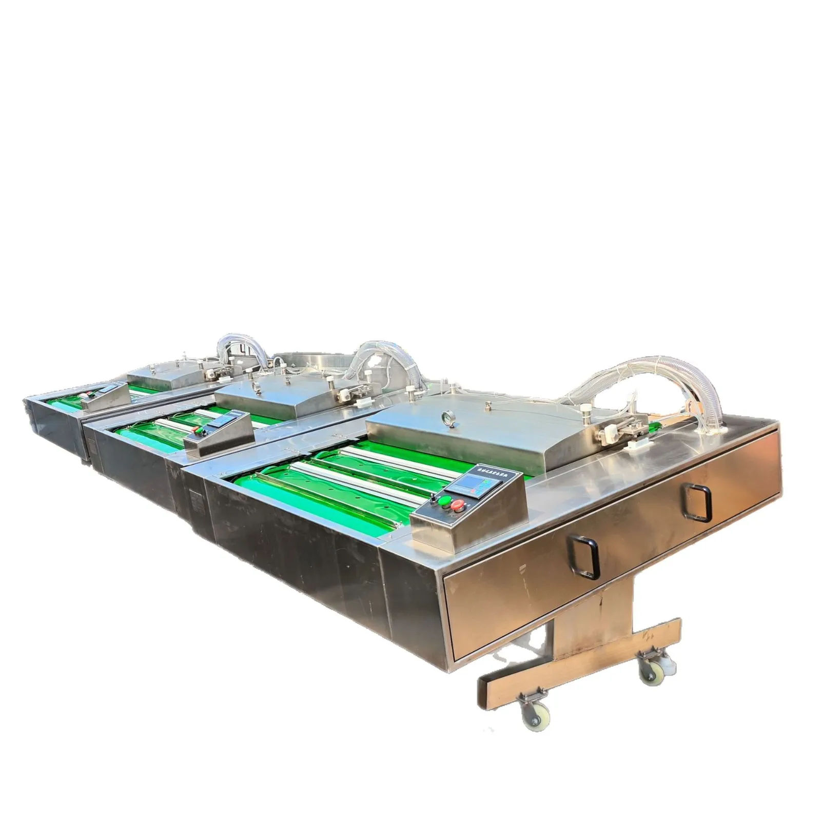 Automatic continuous rolling vacuum packaging machine