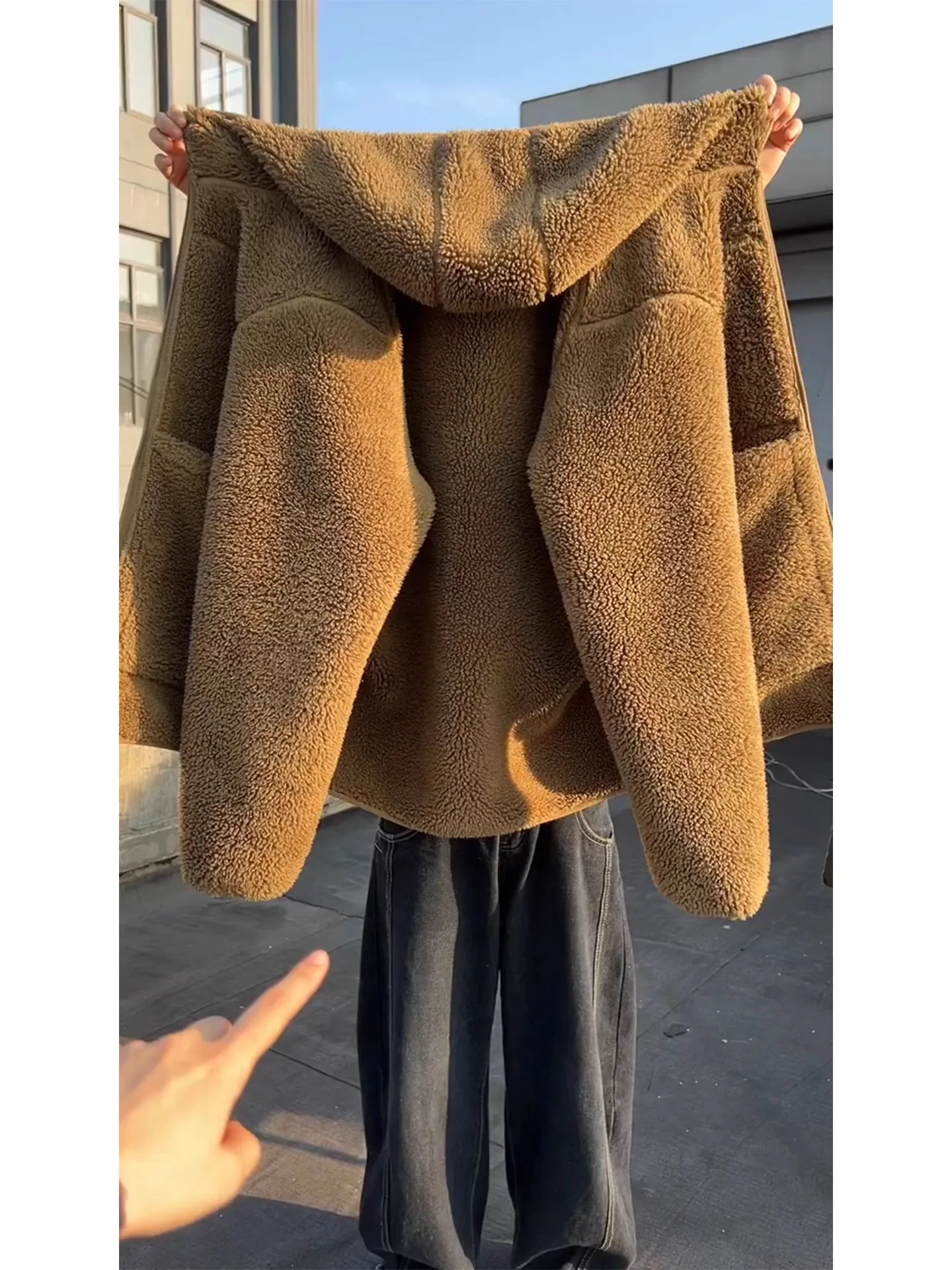 

Khaki Lamb Fur Lined Fce Jaet Men Winter Warm Outdoor Sports Hooded Cotton Jaet Youth ular Cleanfit Zipper Closure