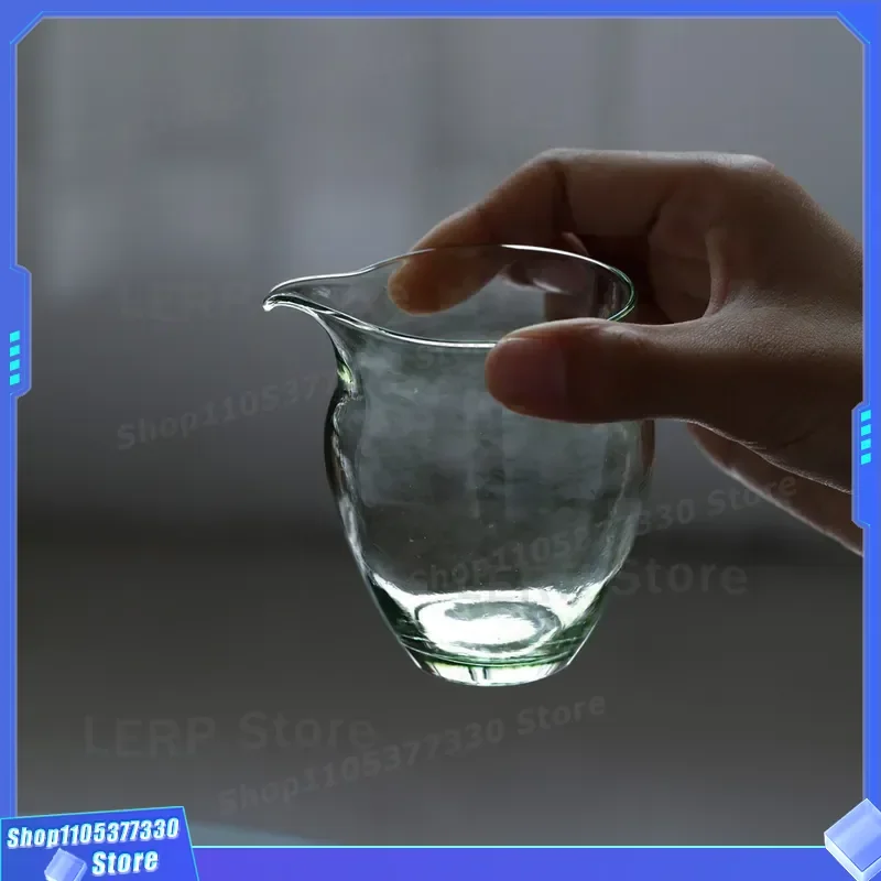 Thickened Heat Resistant Glass Fair Cup Irregular Green Qingyun Tea Sea High End Male Uniform Cup Tea Dispenser for Gongfu