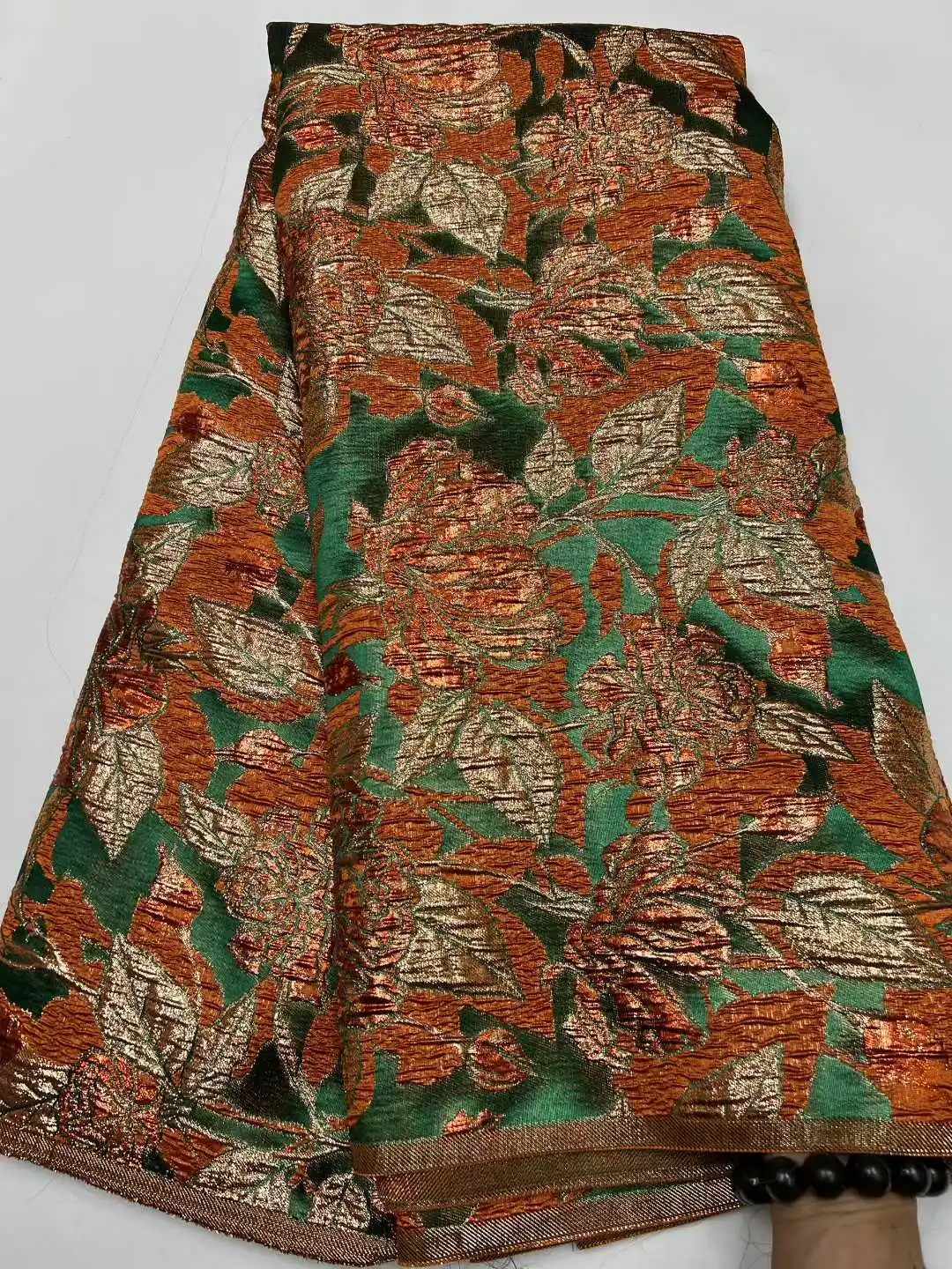 

Африканская жаккардовая парча, роскошная ткань для женщин, нигерийская цветочная дамасская ткань, позолота, кружевной материал, ткань Brocard, 5 ярдов, SZ843