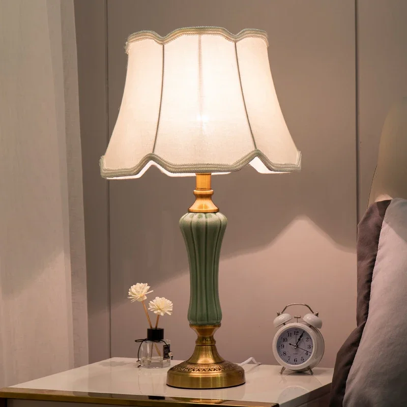 Modern Hotel Bedside Lamp Table Ceramic Light Nordic Ins Fabric Desk Light Living Room Bedside Study Desk Lamp
