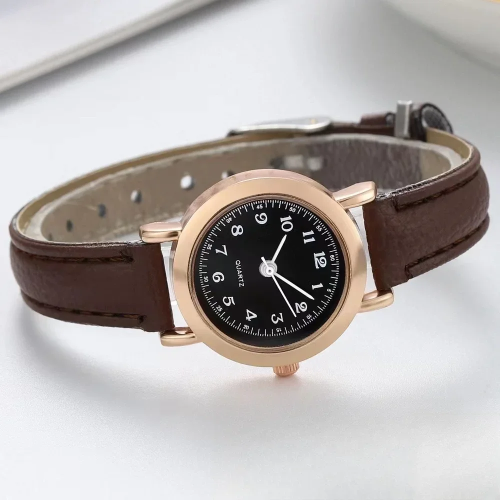 High-end Trend Quartz Watch Silica Gel Belt Round Dial Classic Ladies' Watch for Any Scene Outdoors Sports