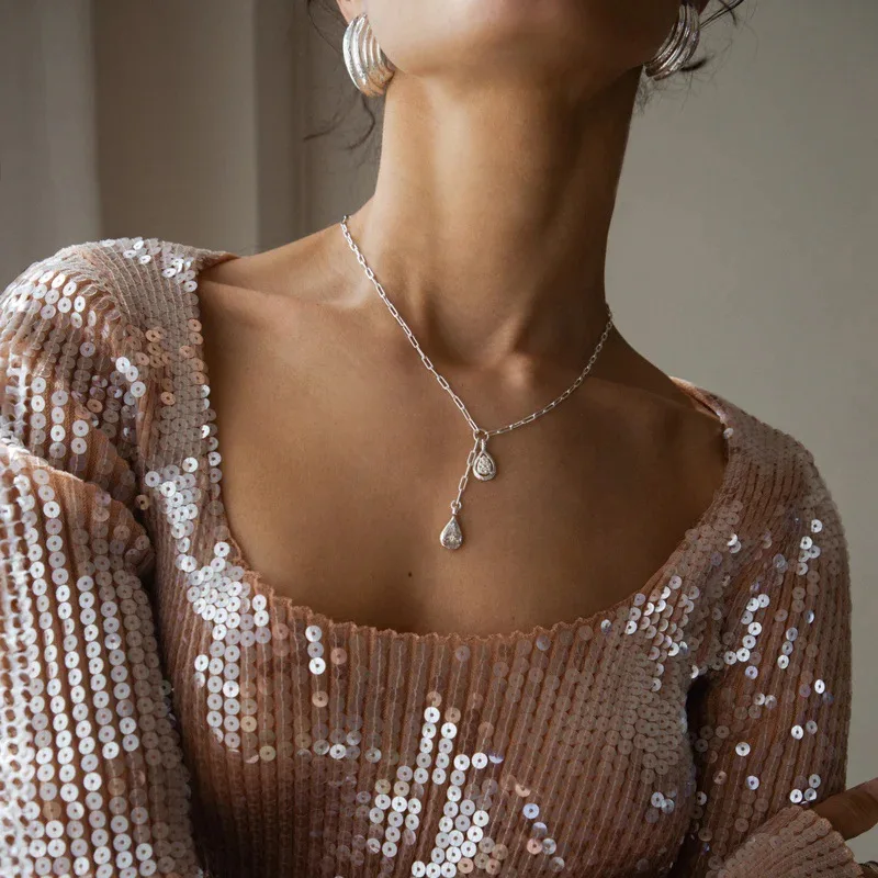 

Minimalist cool metal-style rectangular buckle layered strap waterdrop pendant Y-shaped chain necklace for women
