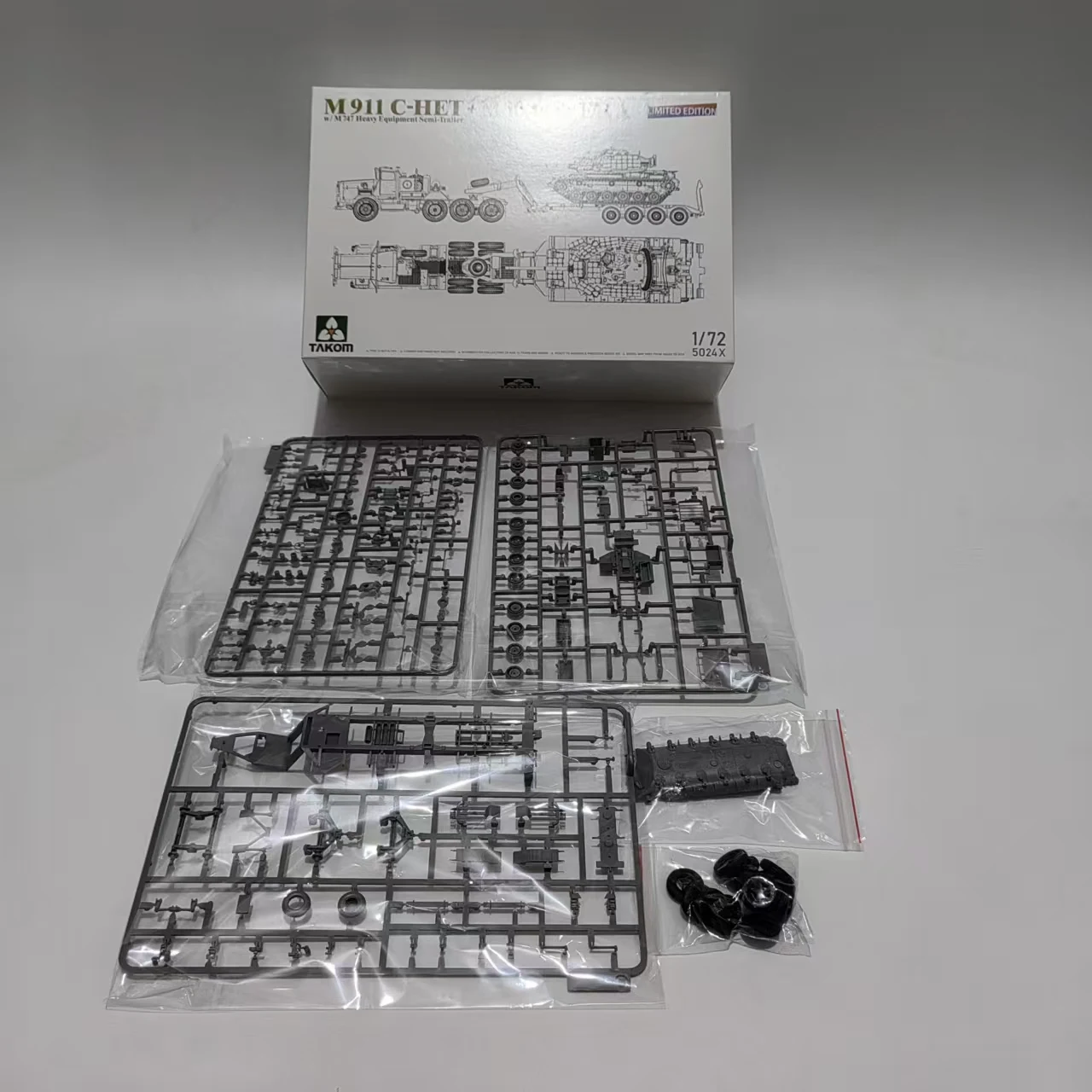 5024x-takom-1-72-m911-c-het-m60a1-w-ear-w-m747-heavy-equipment-semi-trailer-kit-limited-edition