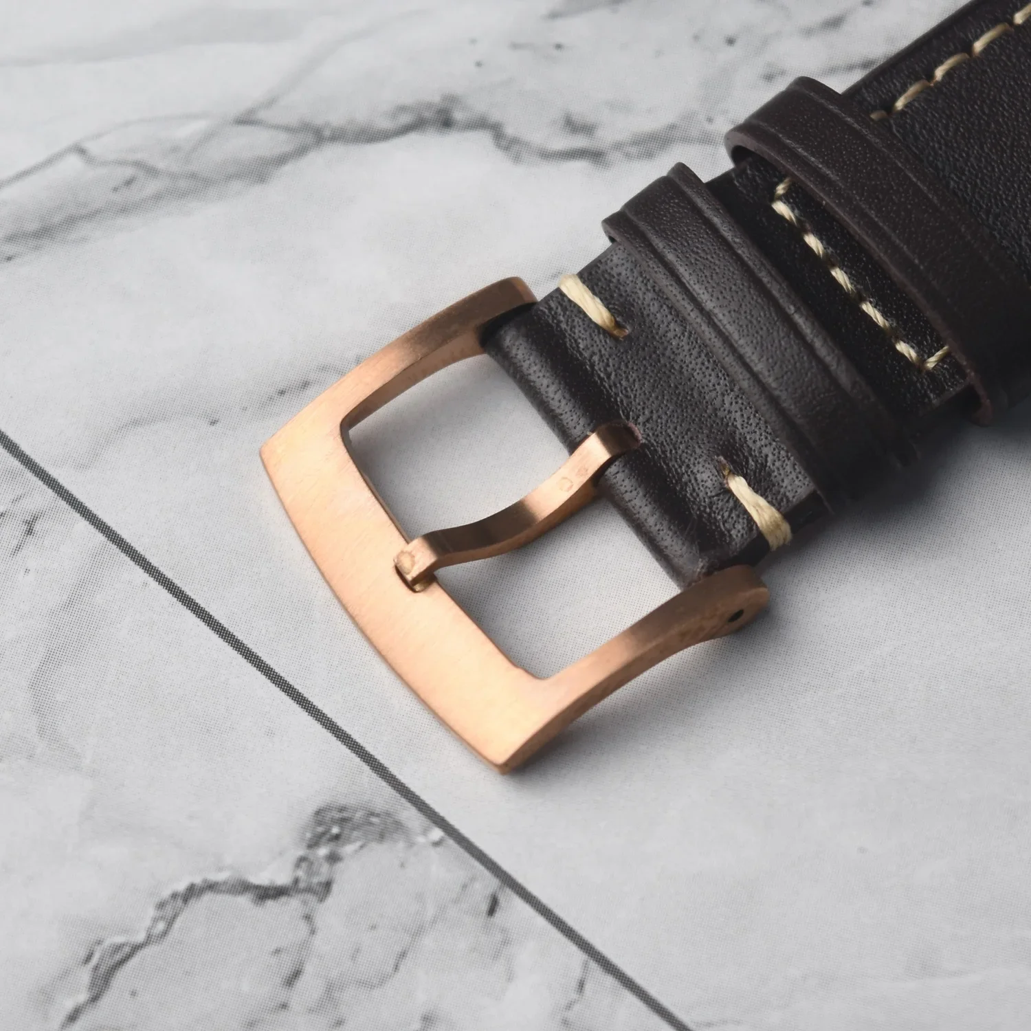 Hruodland 2025 New Men Quartz Watches 6S00 Retro Sapphire Crystal Waterproof 100M Chronograph Pilot Reloj Hombre