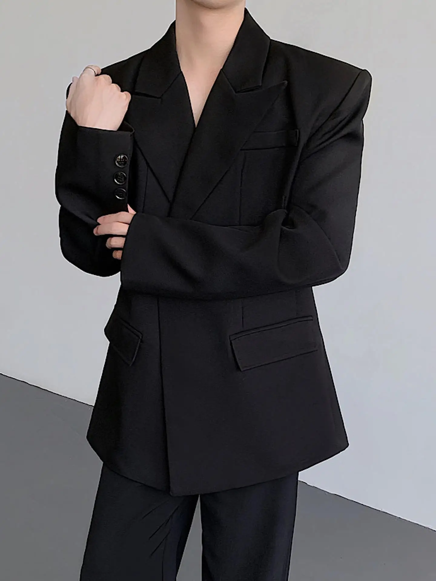 Casual Black British Style Men's Suit Jacket Shoulder Pad Spring Autumn Fashionable Long Sleeve Flat Collar Single Button Coat