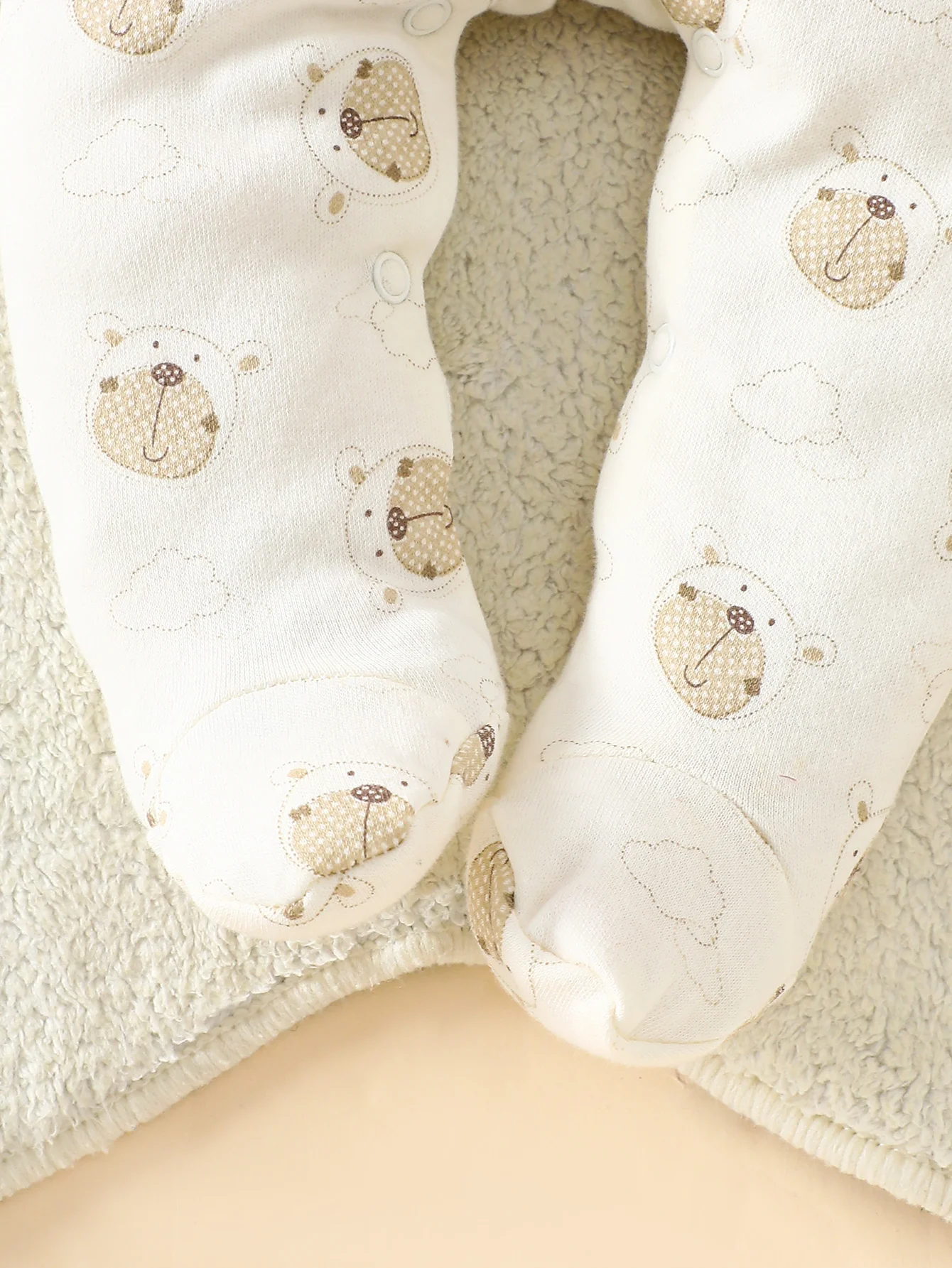 0-9M Baby 8-teiliges Layette-Set, Neutrales Cartoon-Löwen-Print Weiche Baumwolle Ganzjahres-Outfit für Neugeborene – Detail 10
