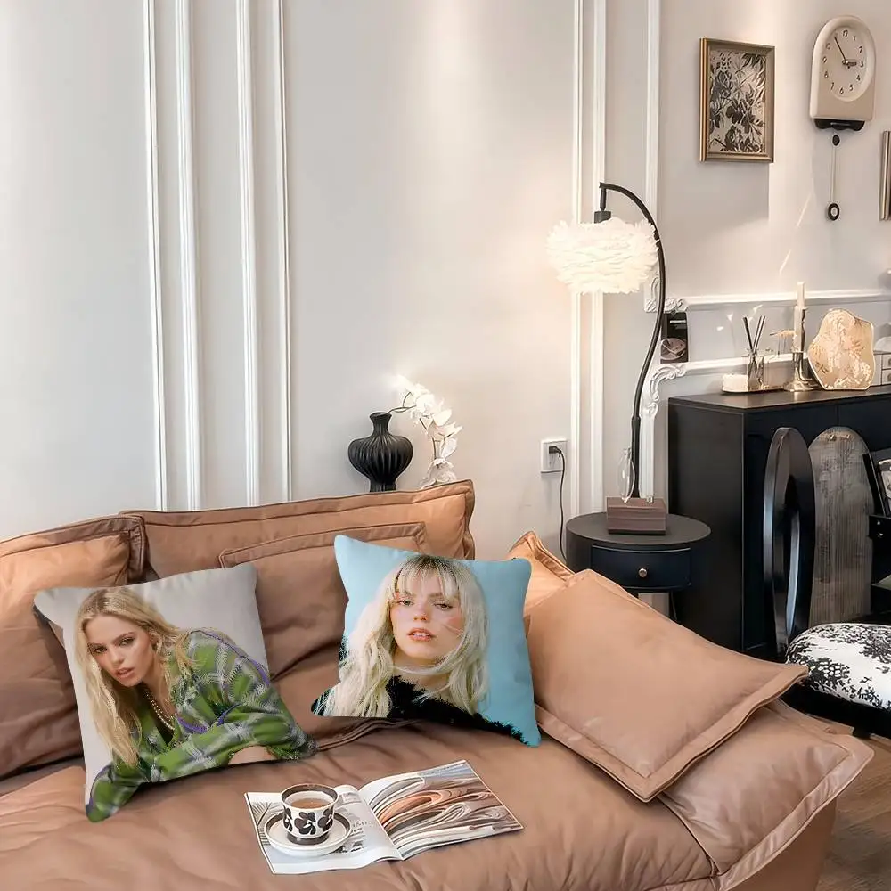 

Pop Singer Actor Renee Rapp Pillow Gift Home Office Decoration Bedroom Sofa Car Cushion Cover Case 45x45